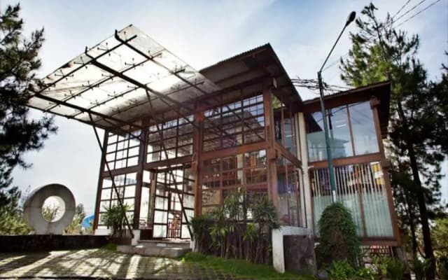 Vila Air Natural Resort Lembang
