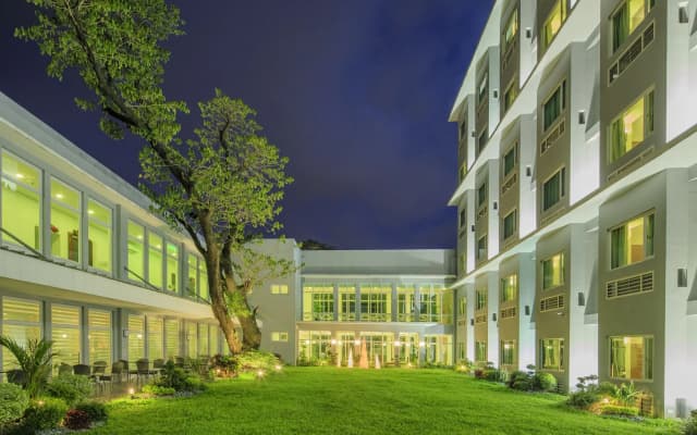 Microtel by Wyndham UP Technohub
