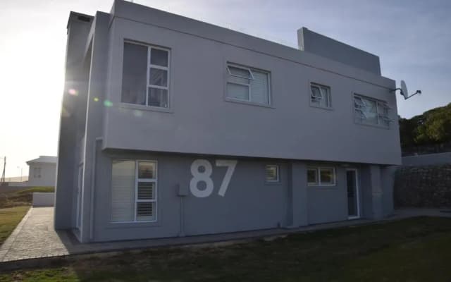 87 Marine Drive