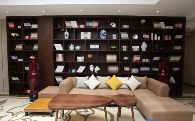 WANXI HOTEL(Zhengzhou East Station Zhengdong MixC Mall)