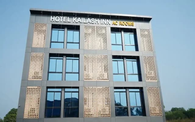 Hotel kailash inn