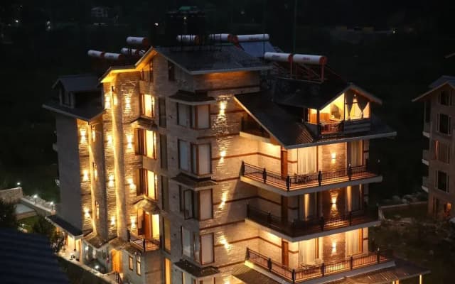 NAZAARA - A Luxe Retreat