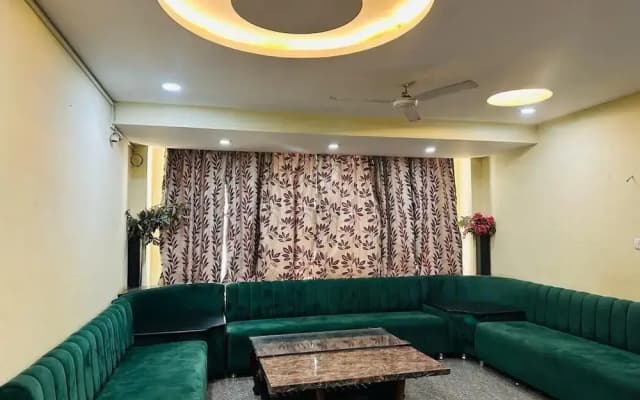Hotel Radiance