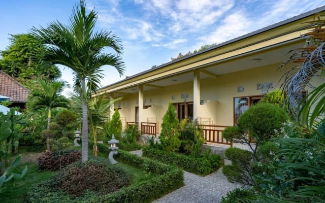 Bali Nusa Cottage
