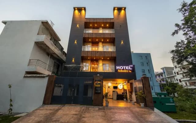 Hotel Admire Inn Sec - 104 By ASPL