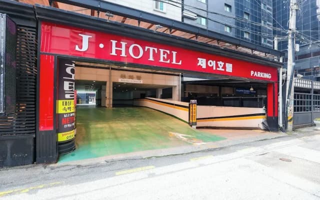 Osan J Hotel