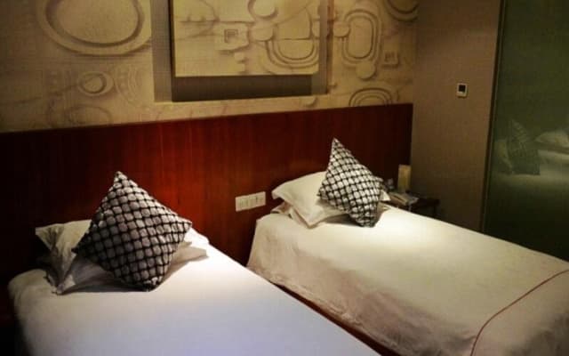 Dongfang Hotel