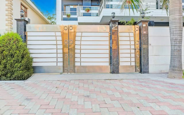 Townhouse Oak Omaxe City Centre Gurgaon