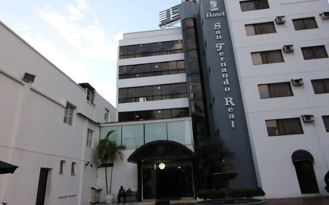 Hotel San Fernando Real