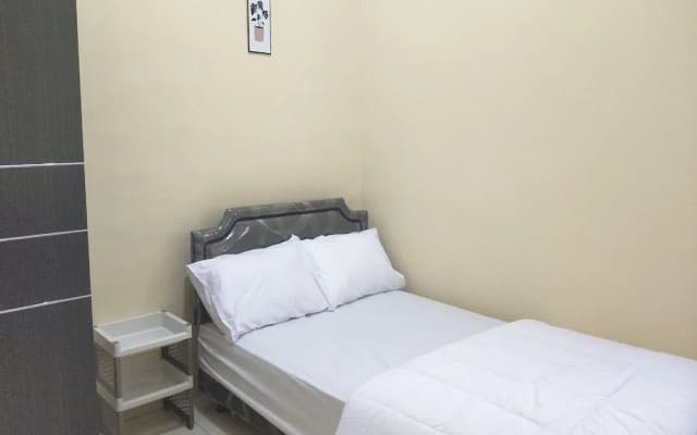 Hotel O Losmen Ida Near PT. Narmada Awet Muda (Pabrik Lingsar)