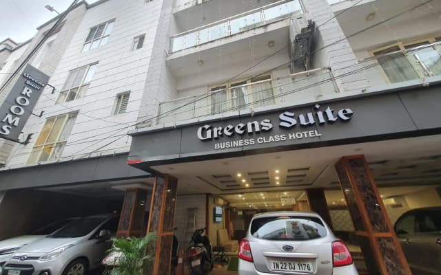 Greens Suite