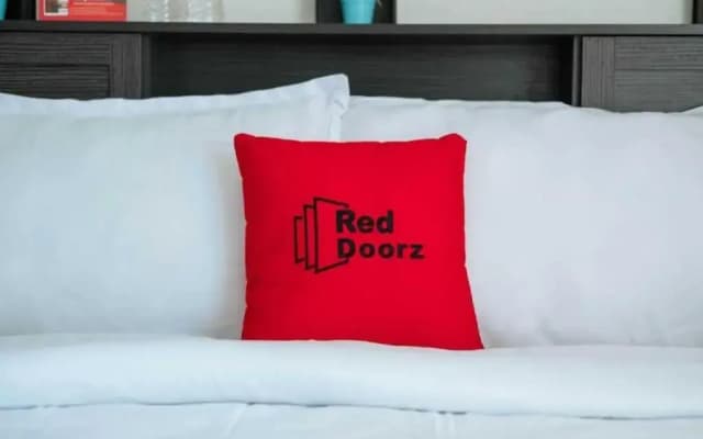 RedDoorz @ Piamonte Apartelle Santo Tomas Batangas
