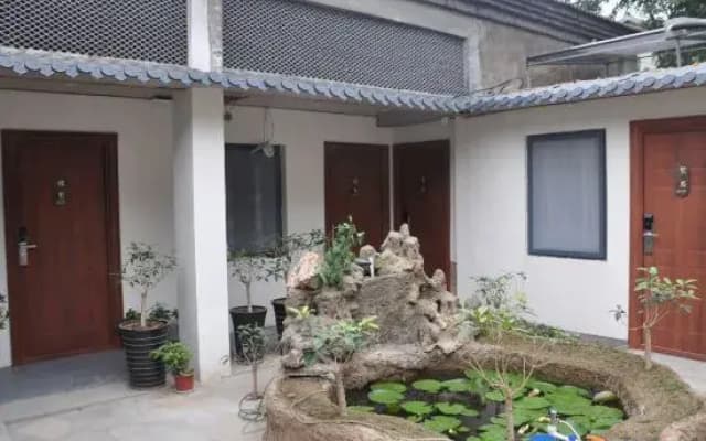 Holy City Homestay (Qufu Sankong Scenic Spot Confucius Temple Shop)