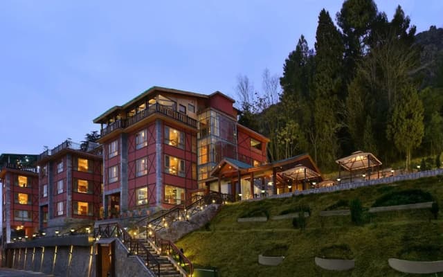 Golden Tulip Srinagar