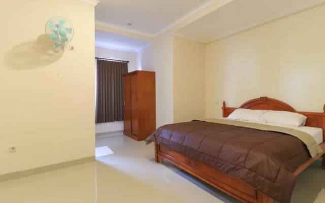 Dira Guest House
