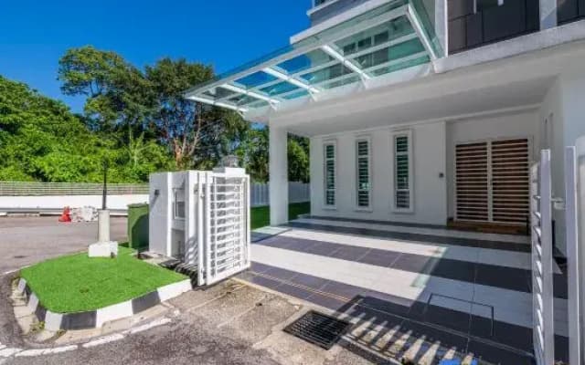La Ferringhi 3-Storey Villa Penang by Sama Sama Homes