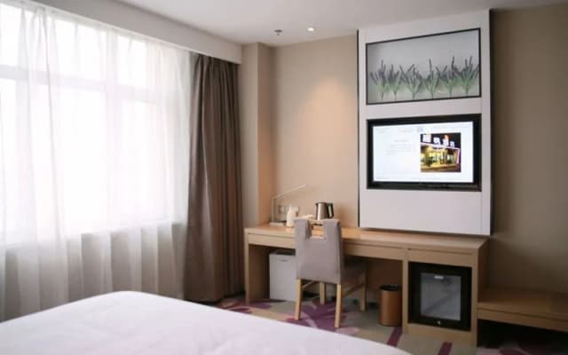 Lifeng Hotel