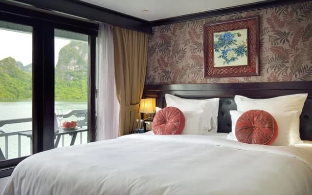 Paradise Luxury Cruise