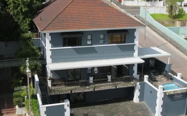 Leeuwenzee Guest House