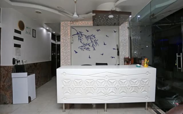 OYO 3046 Hotel Sawera International