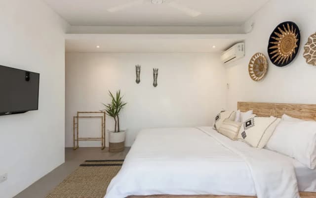 Villa Manusa by Villa Finder