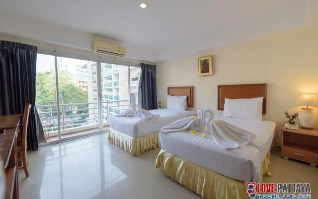 X Hotel Pattaya