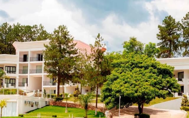 Vale Suiço Resort