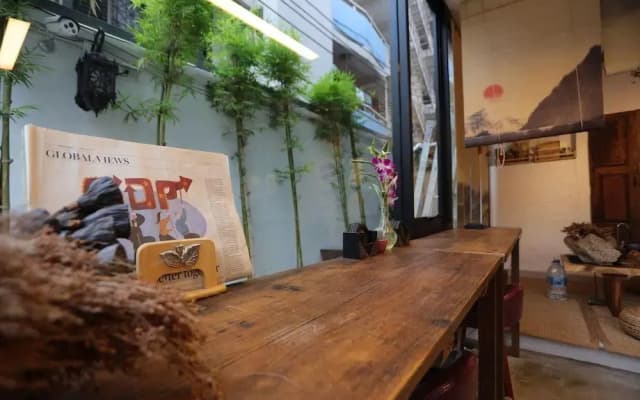 Yolo Bangkok Boutique Hotel