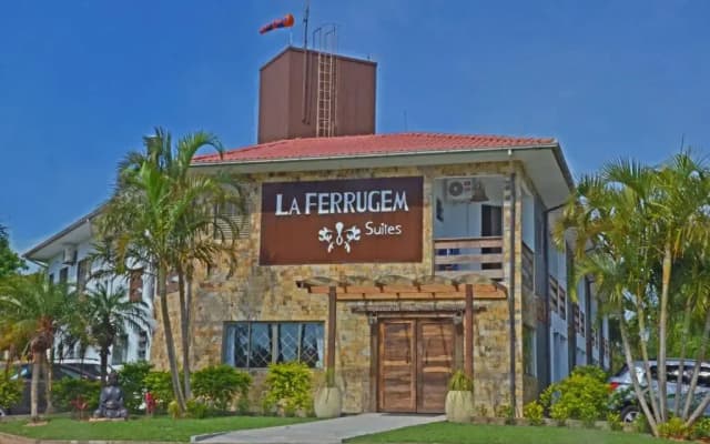 La Ferrugem Suites - 100 mts da Praia