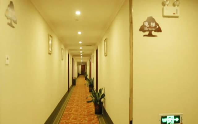 GreenTree Inn XuZhou Feng County LiuBang Plaza Express Hotel