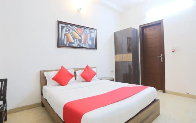 OYO 63864 Mominpur Guest House