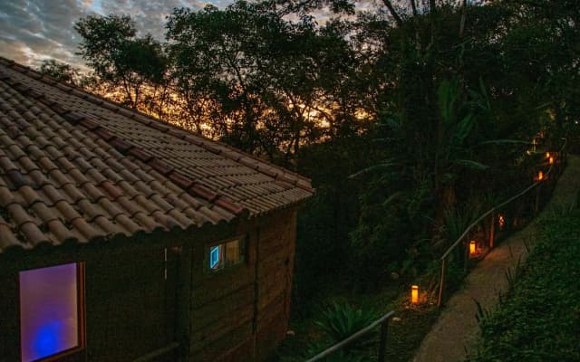 Hospedagem Beija-flor - Espaço Flor Das Águas