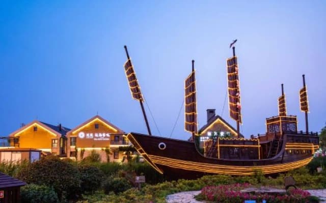 Floral Lux Hotel·tifu Hotel(Dongyi Town, wanpingkou, Rizhao)