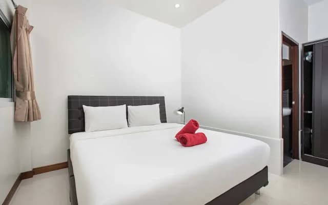 Holiday 2BR Jacuzzi Pool Villa Lancelot3