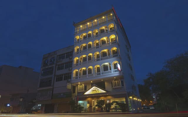 Dynasty Inn