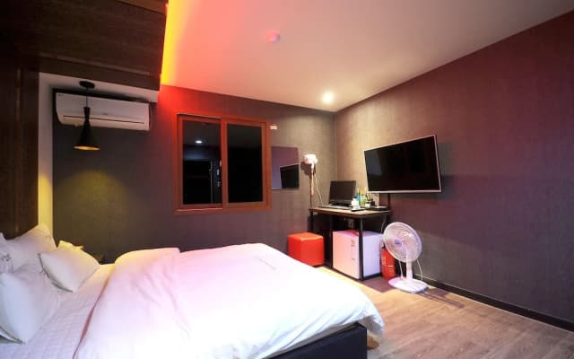 Vitamin Motel