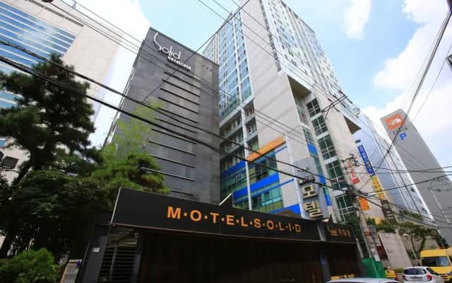 Suyu Solid Hotel
