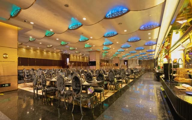 Zhongyang Goldnugget Hotel