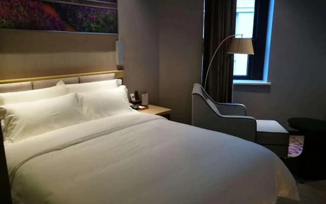 Lavande Hotel Weihai Weigao Plaza
