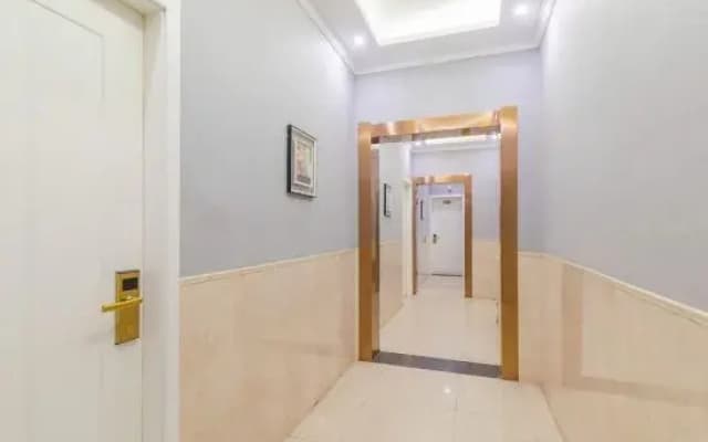 Taiyuan Xingang Hotel (Changfeng Street Subway Station North America Xintiandi Branch)