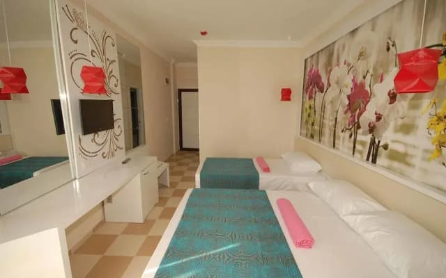 Infinity Beach Alanya