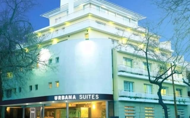 Urbana Suites