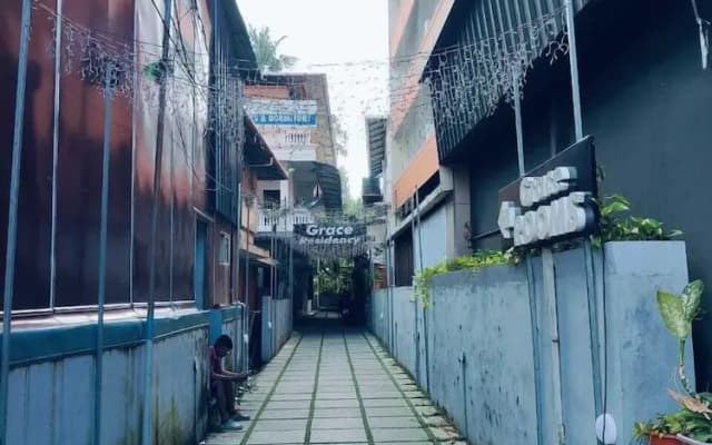 Grace Tourist Home