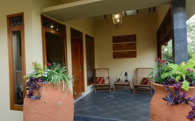 Mulberry Hill by The Lodge