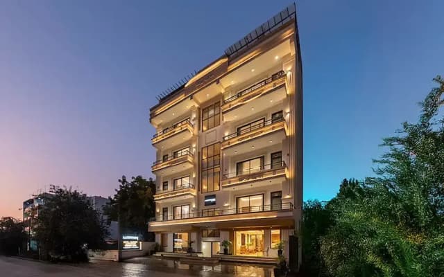 Qotel Signature - Golf Course Road