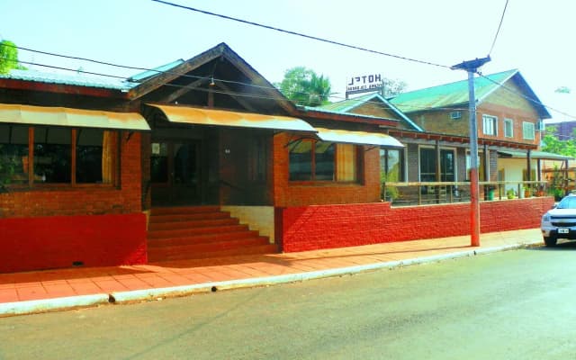 Hotel Tierra Colorada