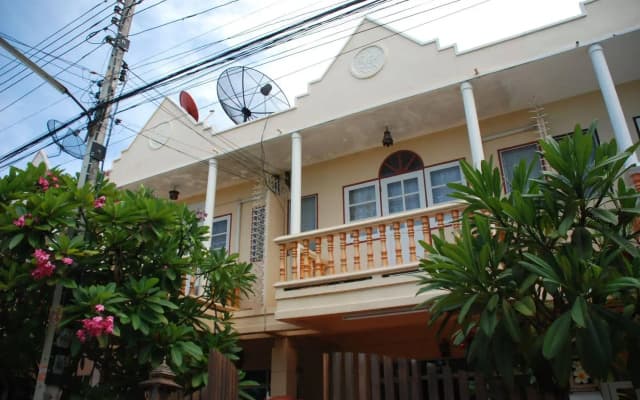 Baan Khun Nong