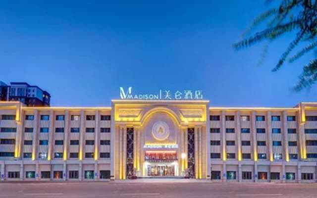Aisite Madison Hotel (China Harbin Ice And Snow World)