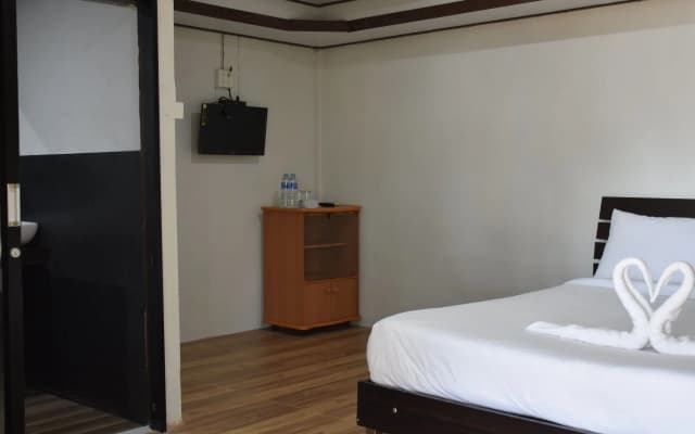 Pak Nam Resort