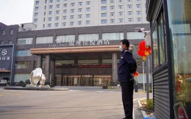 Yutai Inzone Garland Hotel